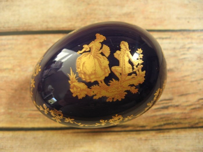 Limoges Porcelain Castel Egg Trinket Dish Colbalt Blue Gold France