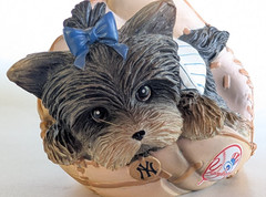 NY Yankees Figurine Hamilton Collection Furry Best Yankees Fans Yorkie Dog