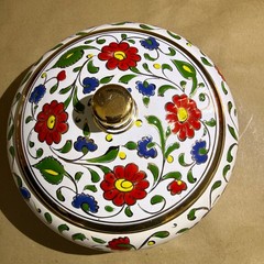 Vintage Dakas Ceramic Rhodes Greece Hand Painted Lidded Bowl 24K Gold Gilt 16cm