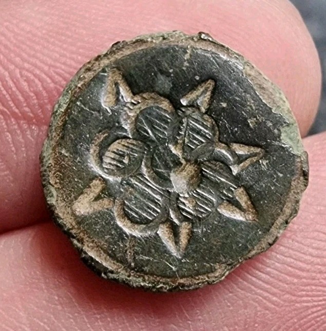 Tudor Rose Button 17th Century Post Medieval Metal Detecting Find Antique (10)