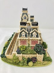 Lilliput Lane Disney Collection WDW Railroad Station – Ray Day Signed NIB RARE