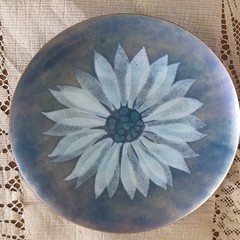 Vintage Bovano Copper Enamel Plate Blue with Daisy Type Flower Design 7.75″