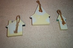 HAND CRAFTED COUNTRY WOOD WALL HANG “COUNTRY CHURCH & HOUSE” 3 piece set