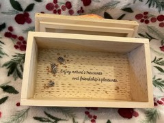 HALLMARK MARJOLEIN BASTIN NATURE’S SKETCHBOOK CARDINALS BIRDS TRINKET BOX 1990S