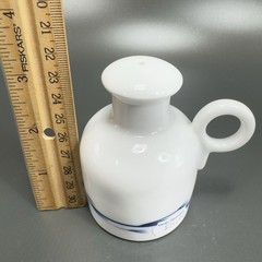 Kari Trestakk Of Norway By Cardinal Philippines Porcelain Salt And Pepper Shaker