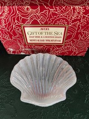 Vintage Avon Gift Of The Sea Soap Dish & Soaps – Beach Iridescent Ocean Shell