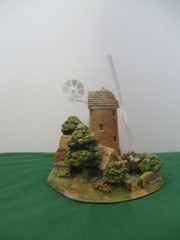 Lilliput Lane Windy Mill. Mint in its original box with a deed.