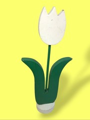 Vintage 1990s Wooden White Tulip Folk Art Decor Scandinavian Dutch 12″