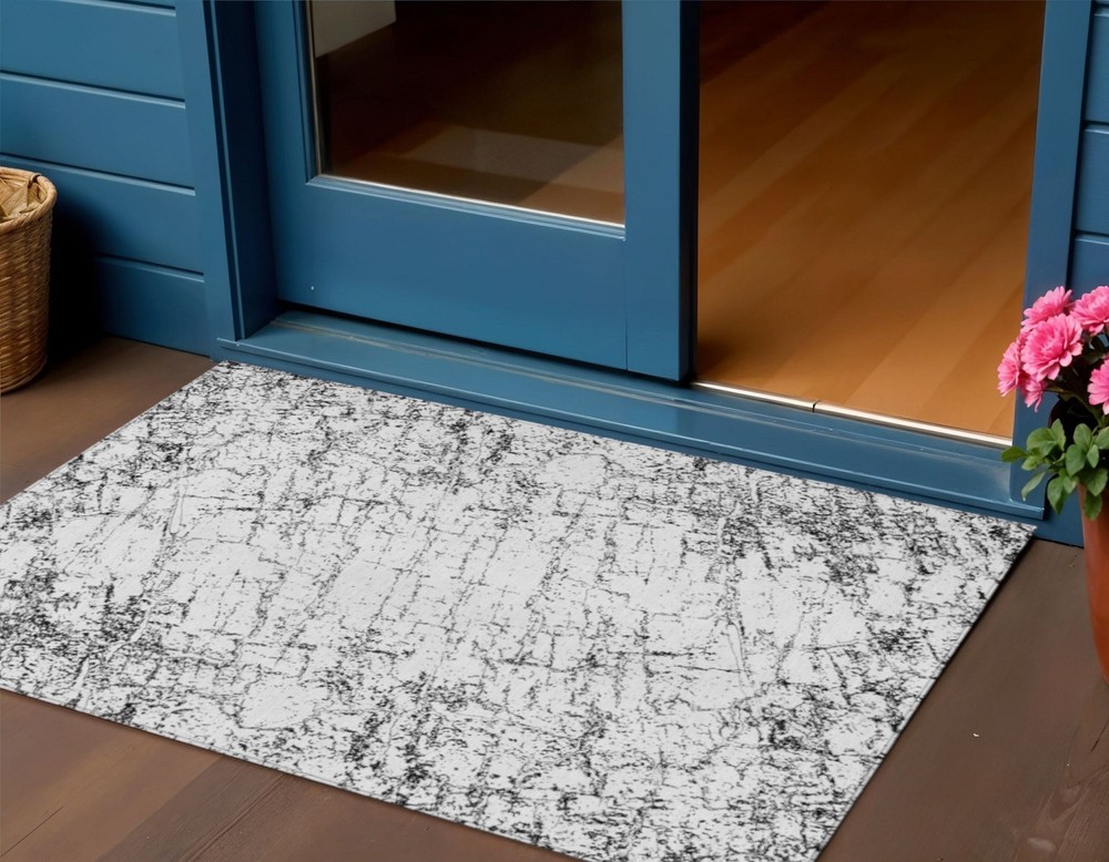 3′ X 5′ Black White And Gray Abstract Washable Rug