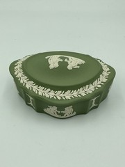 Vintage Wedgewood Green Jasperware Cherub Cameo Trinket Dish 5” England