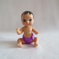 NEW 2019 Barbie Skipper Babysitter Nursery Baby Girl Doll Freckles Pink Diaper