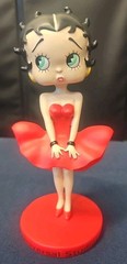 Betty Boop Red Dress Bobblehead Resin Figure Universal Studios RARE King Feature