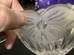 Vintage Unbranded Crystal Clear Glass Covered Dish w/Frosted Flower Edge
