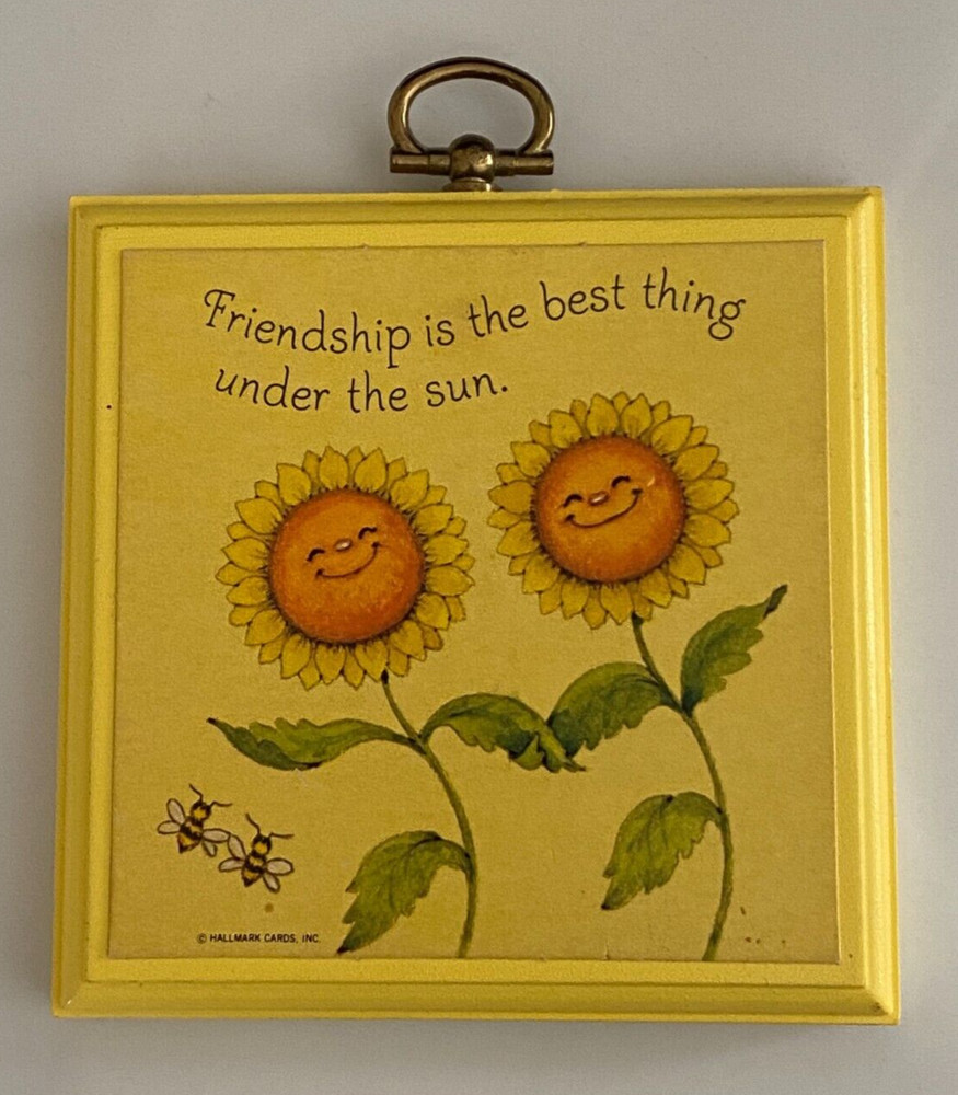 Vintage Hallmark Friendship Wall Plaque Smiling Anthropomorphic Sunflowers Bees