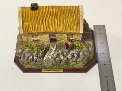 Vintage Irish Cottage Music Box Galway Bay Dancing Man & Woman Ireland Working