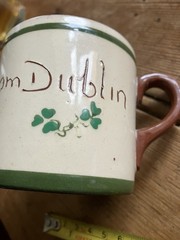 Vintage carrig ware shamrock design Dublin tourist mug cup Ireland Irish (6os3)