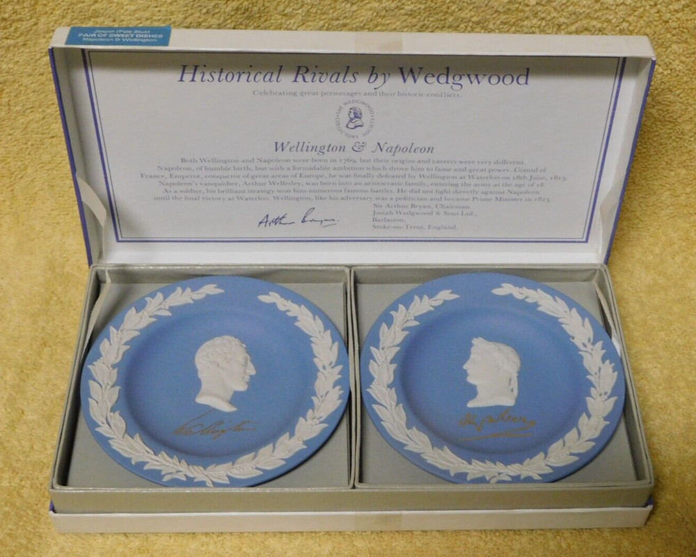 Vintage Wedgwood Blue Pair of Sweet Dishes Collectable Wellington & Napoleon