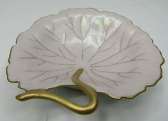 VTG Sue Thomas Leaf Shaped Trinket Dish Gold Accents 6″