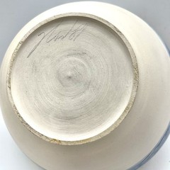 Signed Pottery Bowl Cream Stoneware w/ Blue Slip Woven Band In Coastal Style