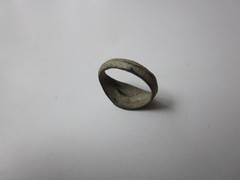 rare ancient Viking period small ladies’ or children’s bronze ring IX – X AD.