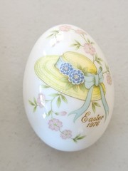 NORITAKE Bone China ANNUAL EASTER EGG 1973 1976 1977 1980 1984 Editions & Boxes