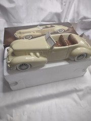 Avon VTG 1984 Ceramic Model 1937 Classic Car Cord Original Box Ceramarte Brazil