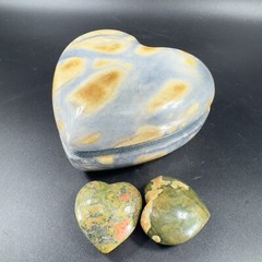 Vintage Hand Made Carved Jasper Heavy Stone Marble Heart Trinket Holder W Hearts
