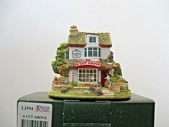 Lilliput Lane Collectible Cottages A Cut Above Mint in box with deed. L2594