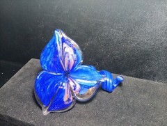 Murano Flower Hand Blown Art Glass Cobalt Blue With Twisted Stem 5.25x6H x5.5″