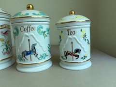 4 Lenox The Carousel Canisters Made Of Fine Porcelain With Gold-filled Trim P1