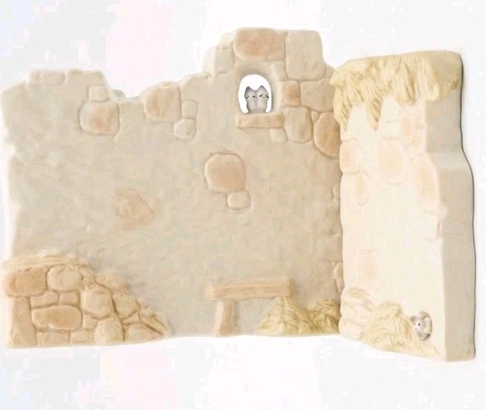 Precious Moments Nativity Two Section Wall Pieces E-5644 Enesco 1980 No Box