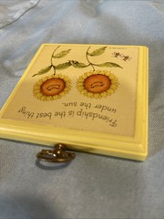 Vintage Hallmark Friendship Wall Plaque Smiling Anthropomorphic Sunflowers Bees