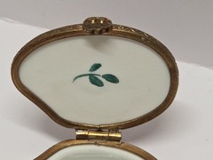 Authentic Limoges Box France Artist’s Paint Pallet Chamart Co. Exclusive