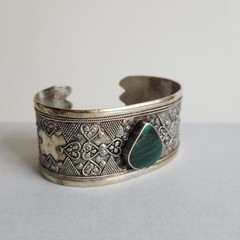 Vintage Tribal Cuff Bracelet | Mixed-Silver 800–900 Content | Malachite Cabochon
