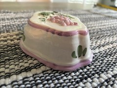 Vintage Hand-Painted Ceramic GrapeMold Wall Hanging Pastel Cottagecore Kitchen