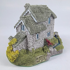 Lilliput Lane “Helmere Cottage”, The English Collection, 1989, United Kingdom.
