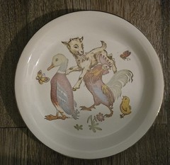 Stavangerflint Norway child’s plate Farm Animals duck rooster goat chick