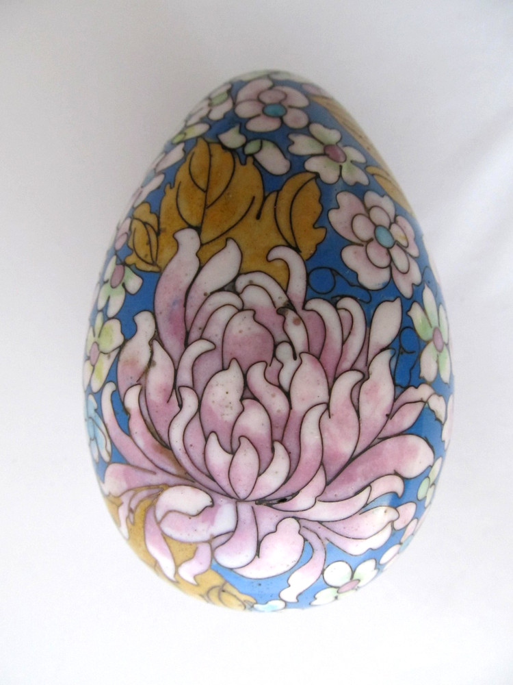 Vtg. Chinese Cloisonne EGG Multicolor Floral Enamel Chrysanthemum Decor.