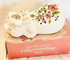 1978 Avon Ceramarte PAMPERED PIGLET Ceramic Pomander NOS in Box No Chips VINTAGE