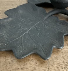 Vintage Cast Iron Metal Bird Leaf Tray Feeder Black Excellent Condition
