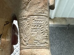 RARE PRE-COLUMBIAN JAMA-COAQUE HUMAN EFFIGY ENGRAVED CLAY FIGURE FROM ECUADOR