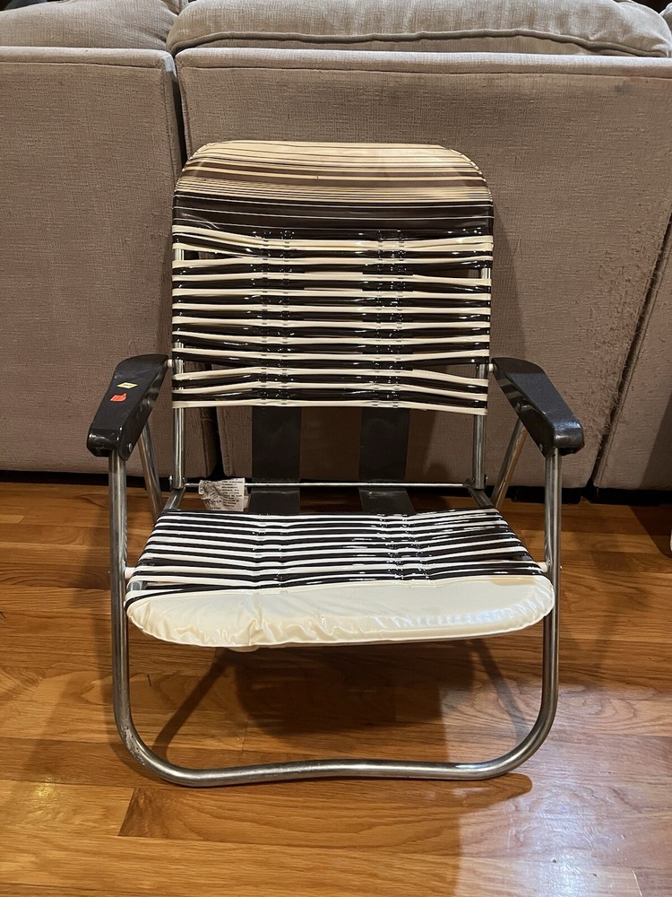 1970s Vintage Aluminum Vinyl PVC Folding Lawn Chair White And Brown