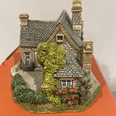 Lilliput Lane Village School English Collection 1991 Includes Box Deeds