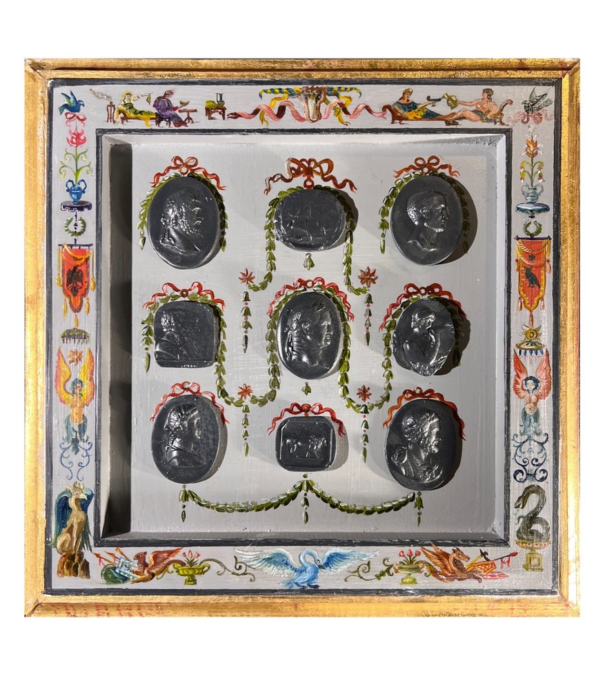 Renaissance Revival Grotesche Painted Frame With Neoclassical Grand Tour Intagli