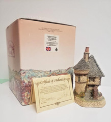 David Winter Gatekeepers In original box with COA.