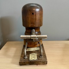 Antique Reslaw Mechanical Millinery Wooden Hat Stretcher Shop Display Stand​