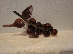 Vintage MCM Hand Blown Purple Amethyst Art Glass Bunch of Grapes