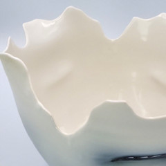 Modernist Bing Gleitsman Dimensional Hand Painted Porcelain 3 Faced Bowl Signed