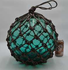 VINTAGE GLASS FISHING FLOAT IN TURQUOISE