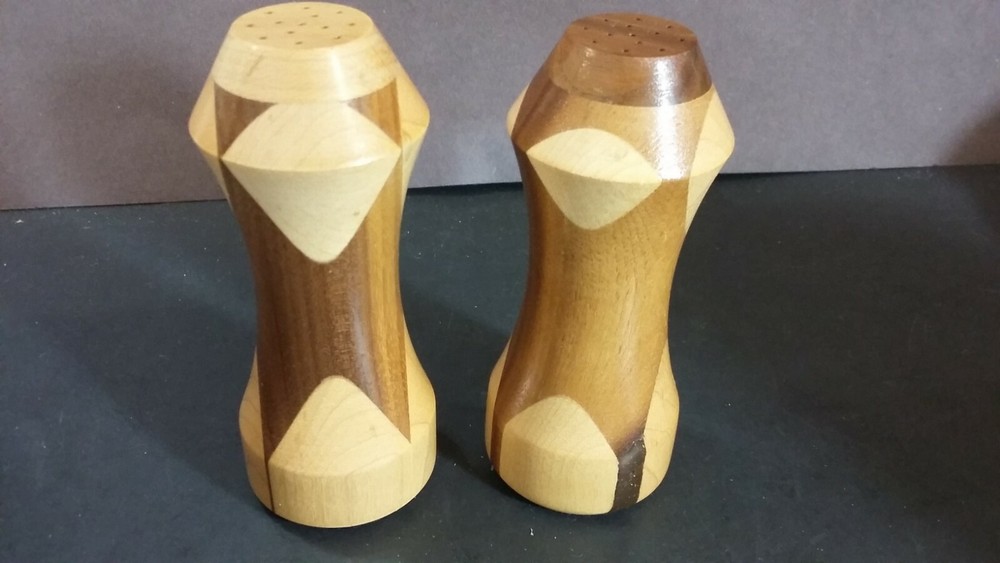 Bonded Patterned wood 4″ salt & pepper shakers maker unknown